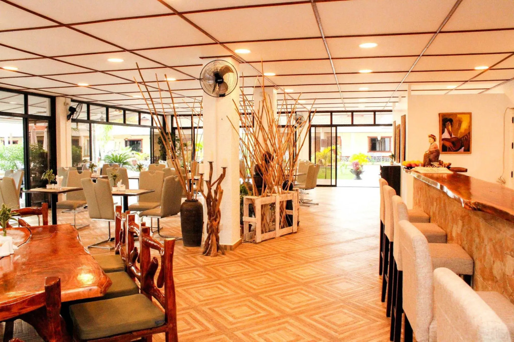 Sunville Hotel and Restaurant