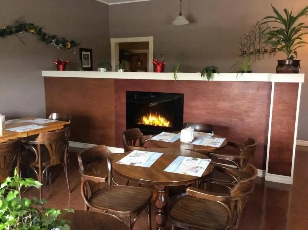 Genevieve Bay Inn