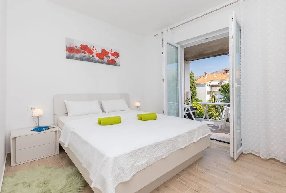 Angela Apartments