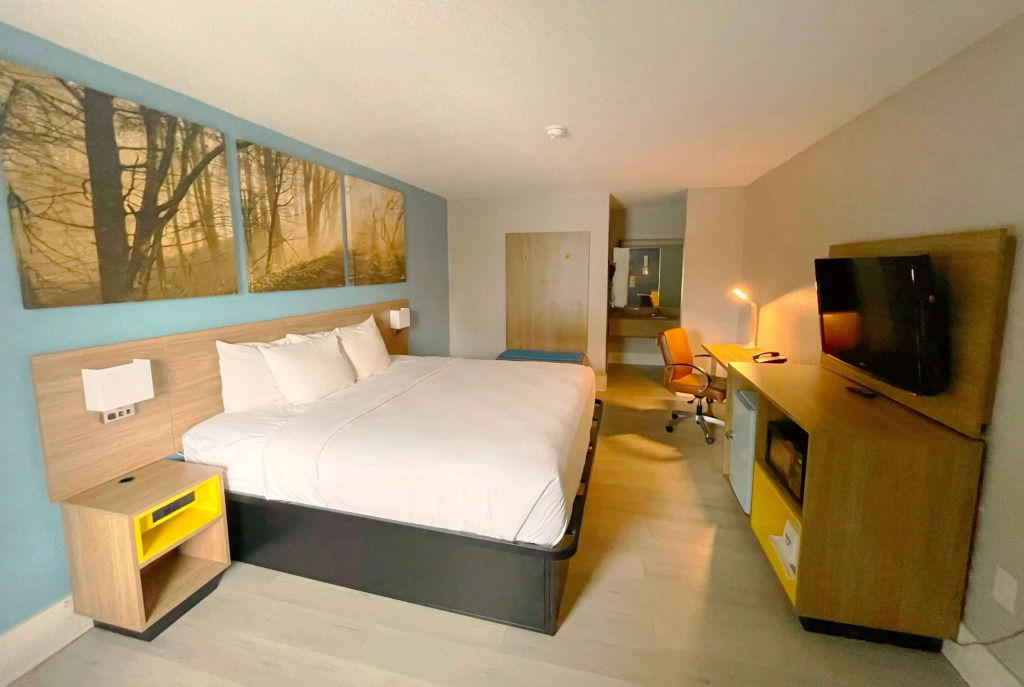 Days Inn by Wyndham Raleigh Glenwood-Crabtree