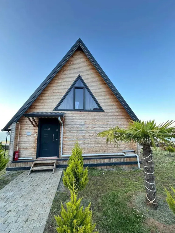 Azhara Bungalov