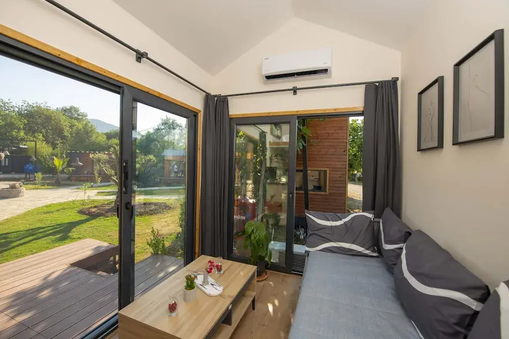 Nomade Caravan Camping