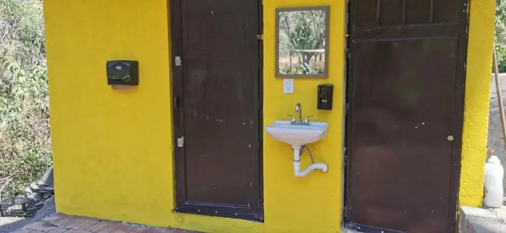 CASA DEL CAMiCHIN