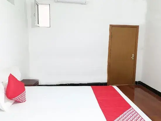 OYO  fuliang hongyuan road hotel