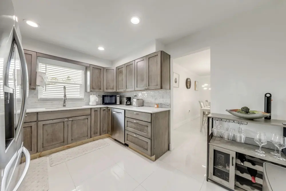 Stroll to Dtwn: Delray Beach Home w/ Outdoor Oasis