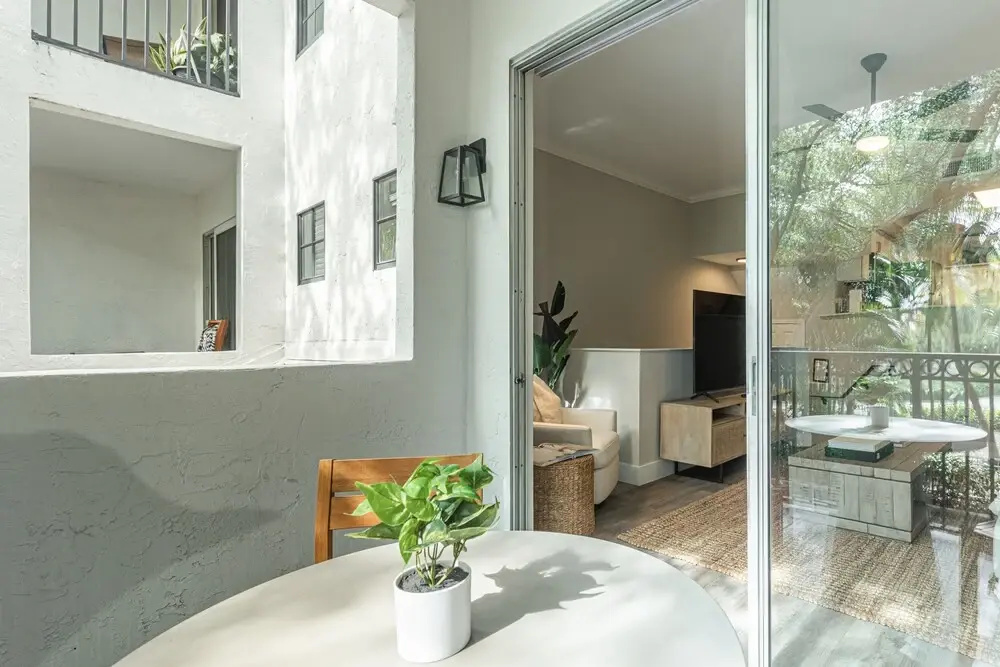 Modern Townhouse Apartments in Aventura