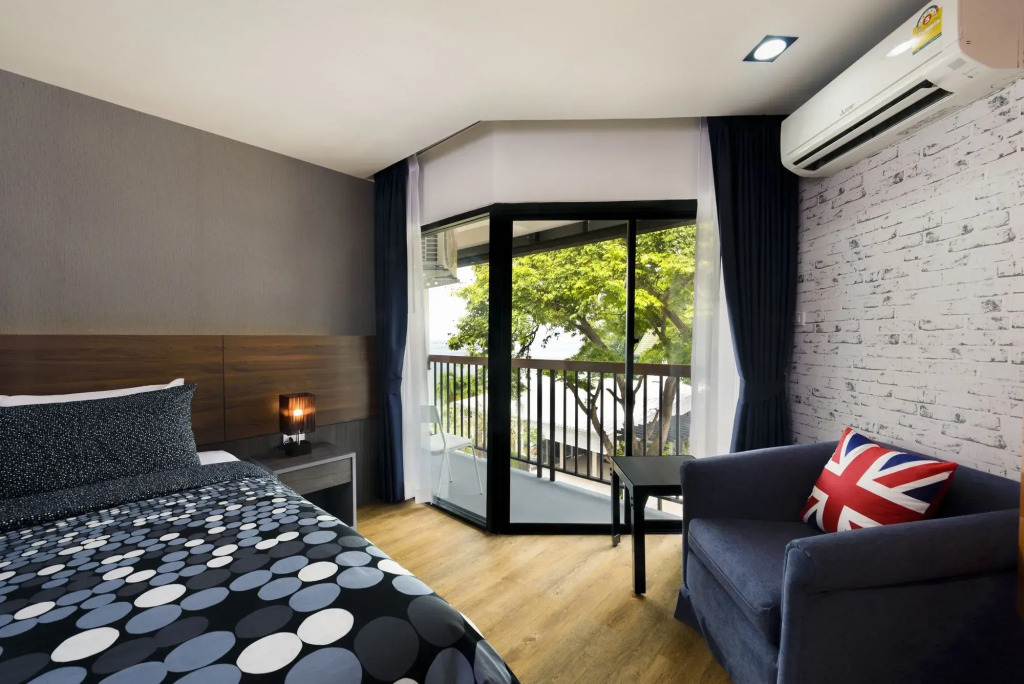 The Loft Seaside Sriracha Hotel
