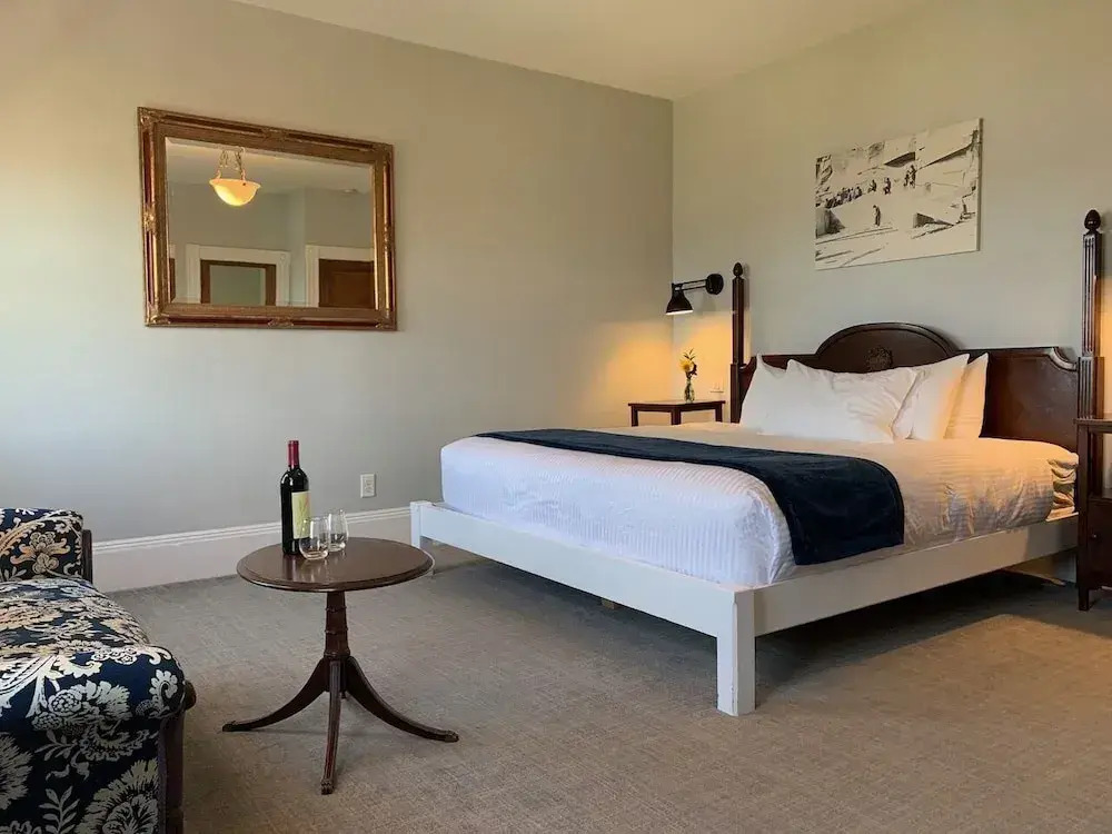 Emerson Inn By The Sea