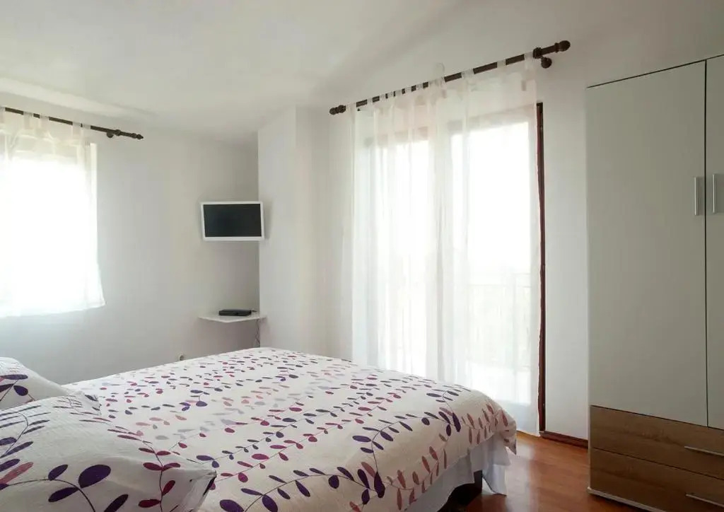 Holiday Home Ana