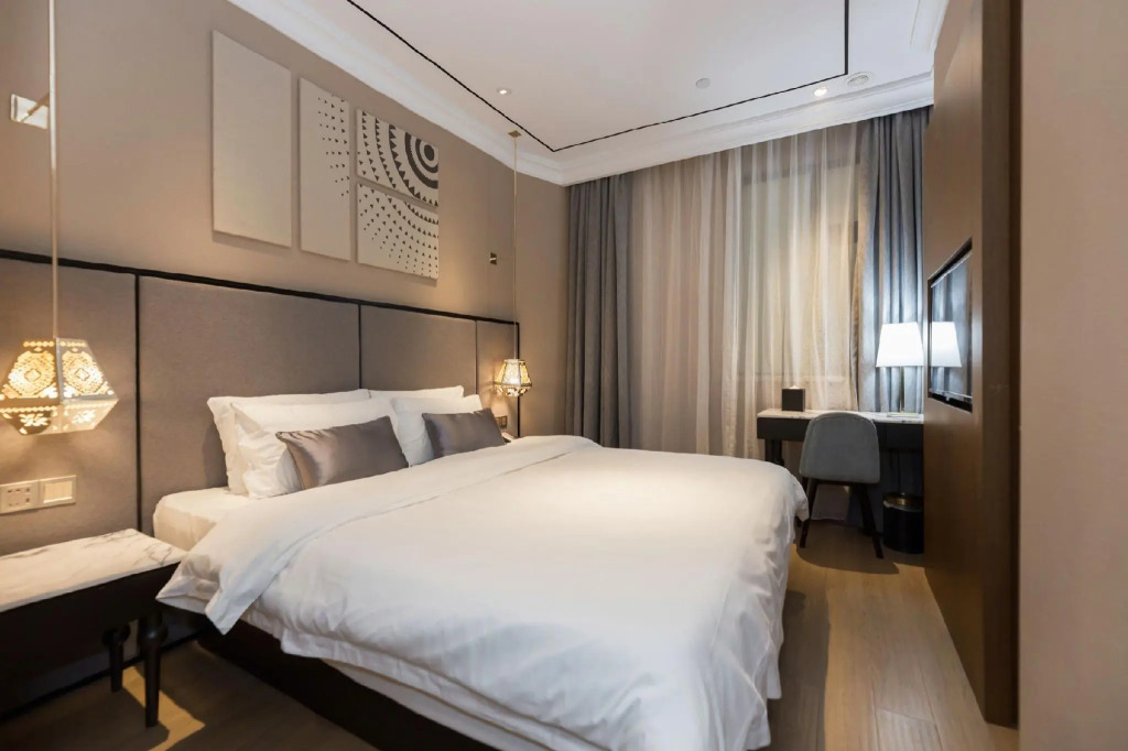 Yitel Premium (Shanghai Jing'an Nanjing West Road)