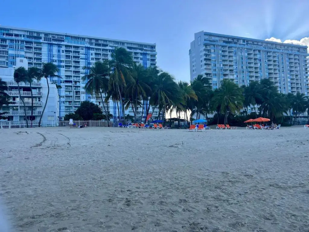 Hobie Oceanfront apartment at Isla Verde