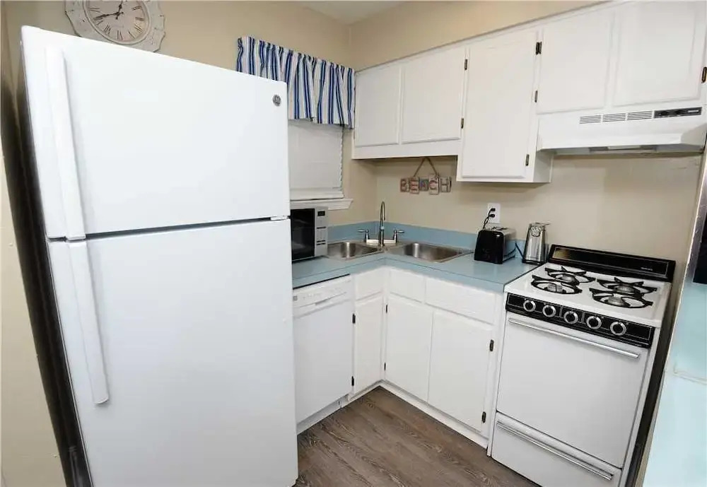 Gulf Highlands 116K - Studio Condo