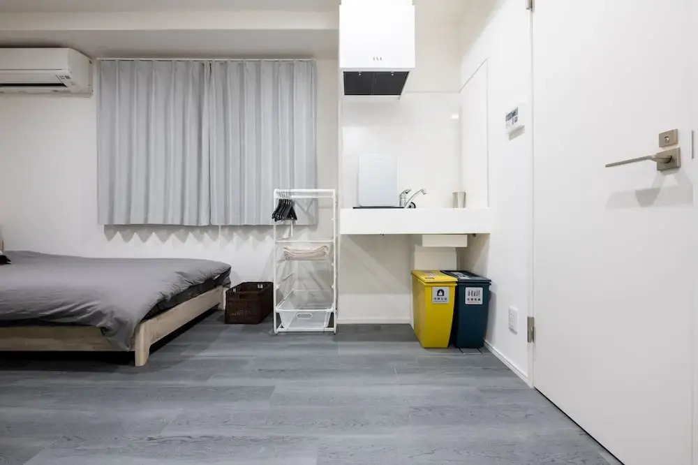 ZAITO Tokyo Yokokawa Economy Inn