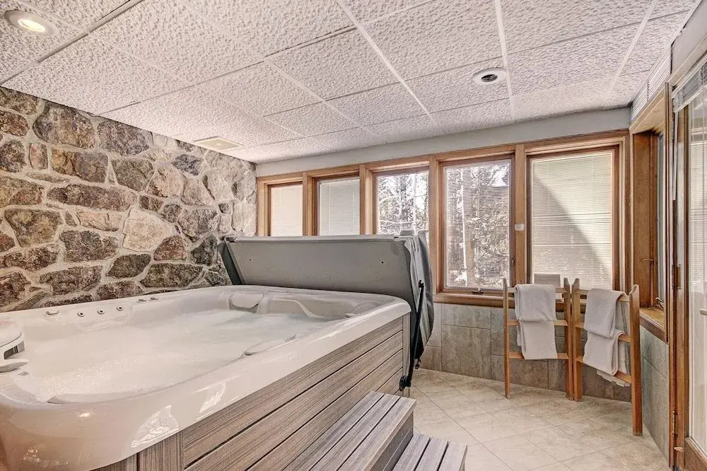 2705 Chateaux DMont