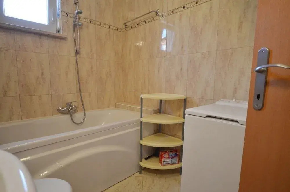 Apartments Frane