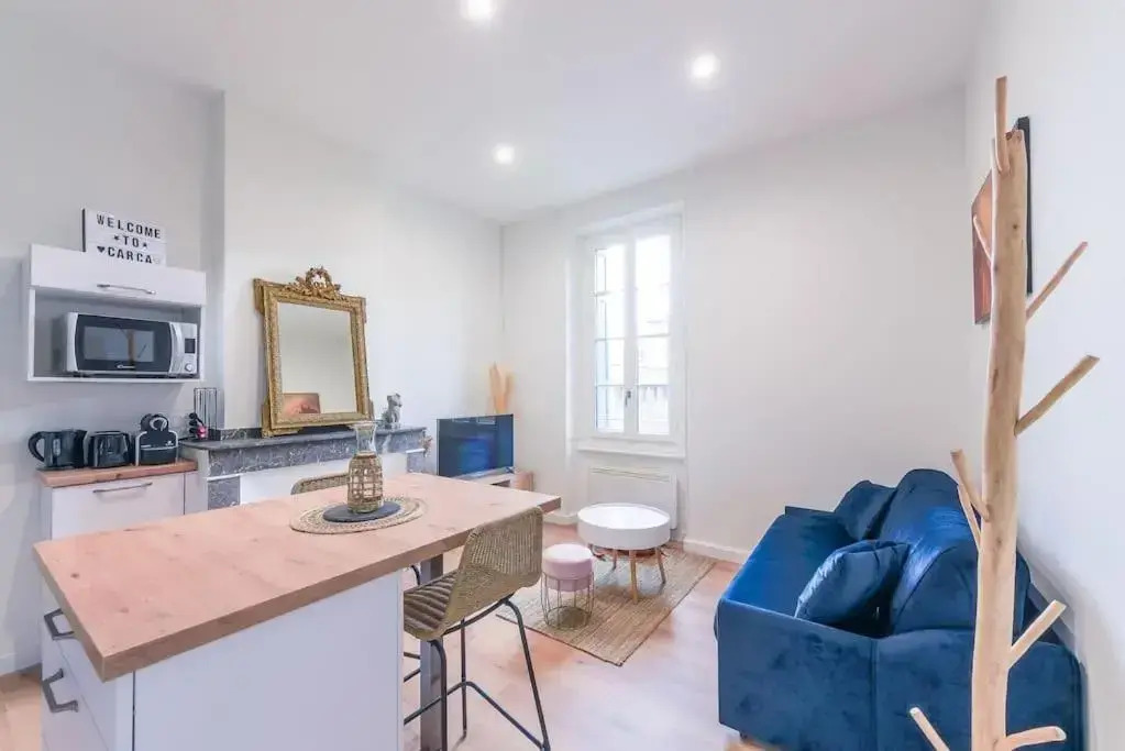 Romantique Duplex Au Pied de la Cite