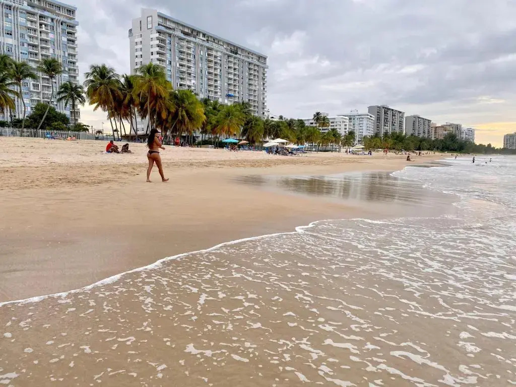 Hobie Oceanfront apartment at Isla Verde