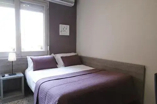 Hostal Fonda Montserrat