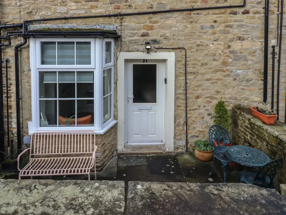 Hallams Yard
