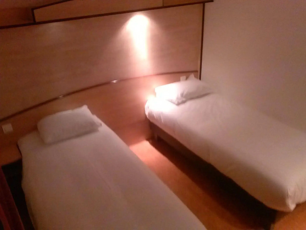 Logis Hôtel Acotel Avignon Nord