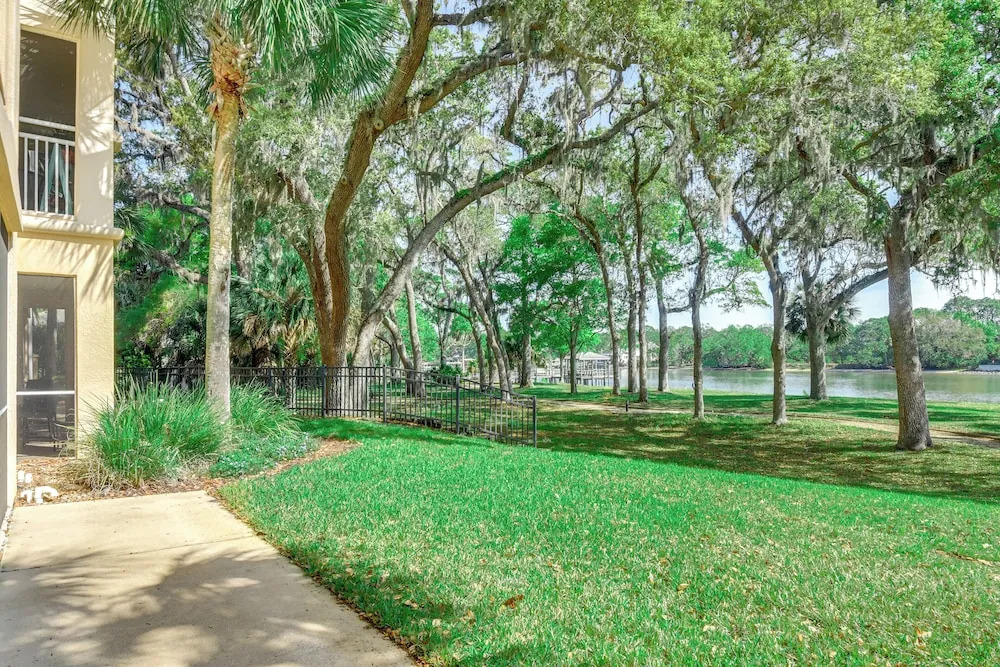 Riverfront Palm Coast Getaway w/ Resort Amenities!