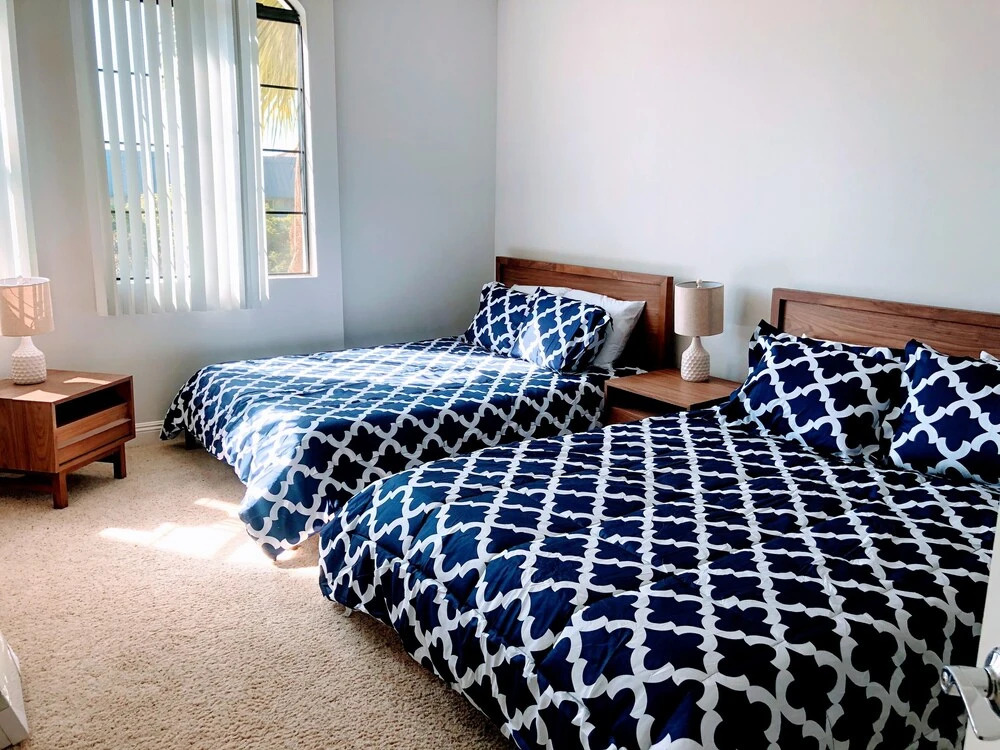Luxury Suites - Heart of Beverly Hills