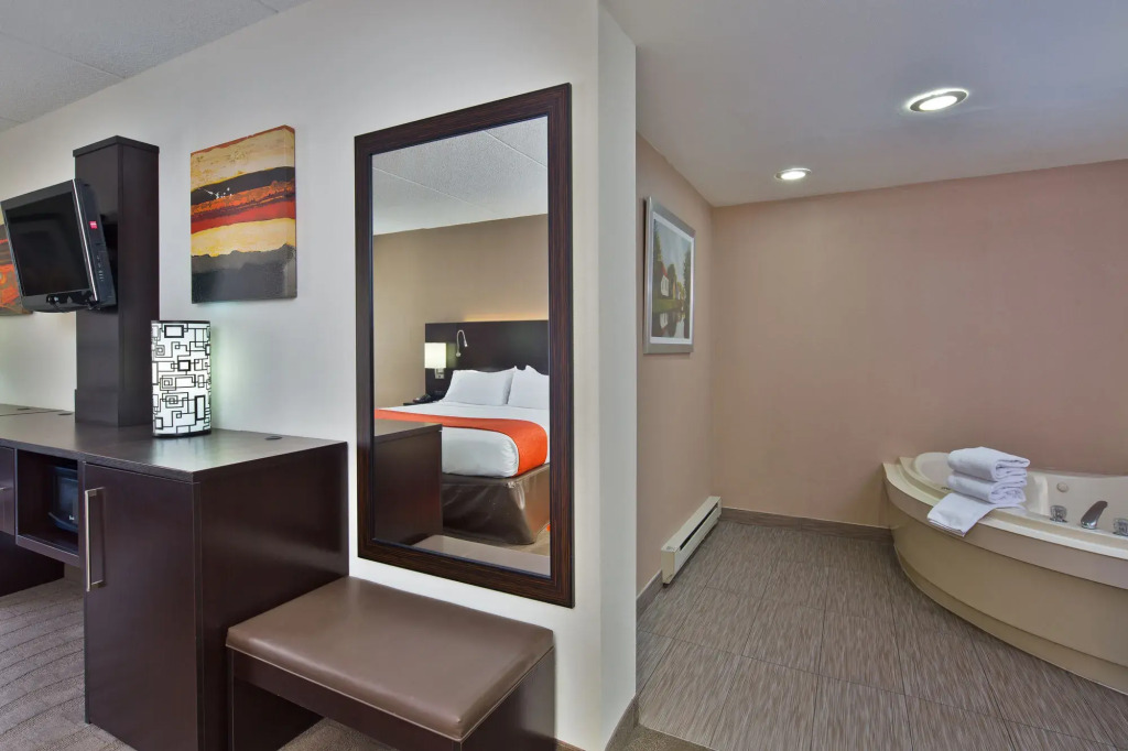 Holiday Inn Express Harrisburg I-81 - Hershey By IHG