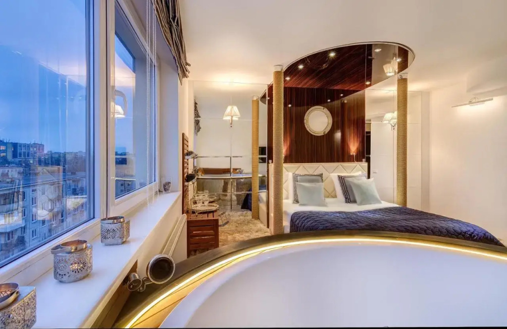 June street Spa apartments