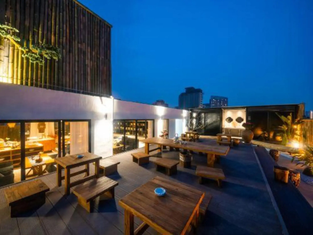 Yunfuli Yinsu Du Fu Thatched Cottage Business and Leisure B&B