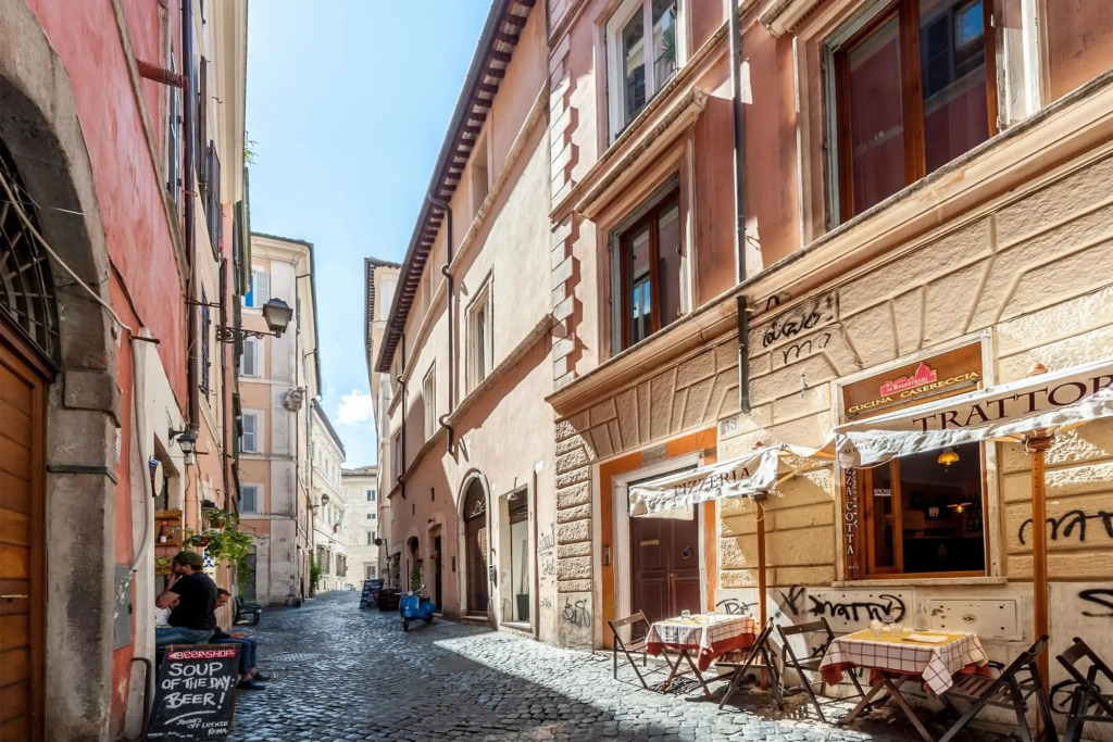 2 Bdr family apt Balestrari Palace Campo dei Fiori Piazza Navona Piazza Venezia