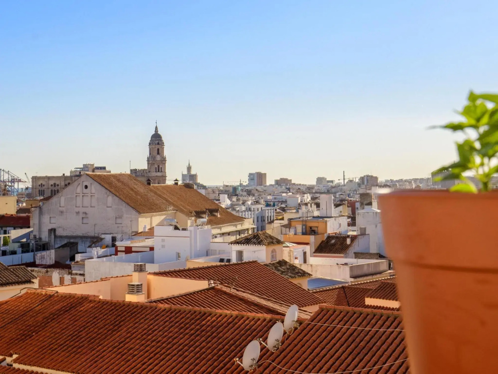 CERVANTES Apartment 7 2BR 1BT