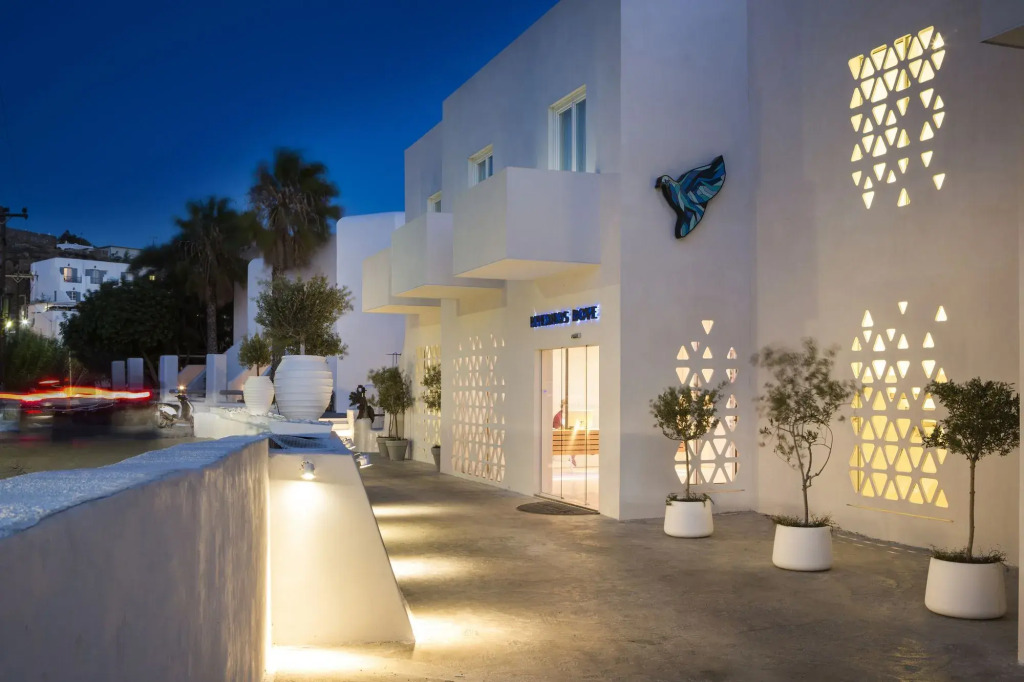 Mykonos Dove Beachfront Hotel