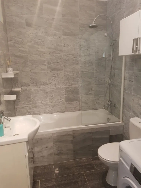 Amazing Flat near Center