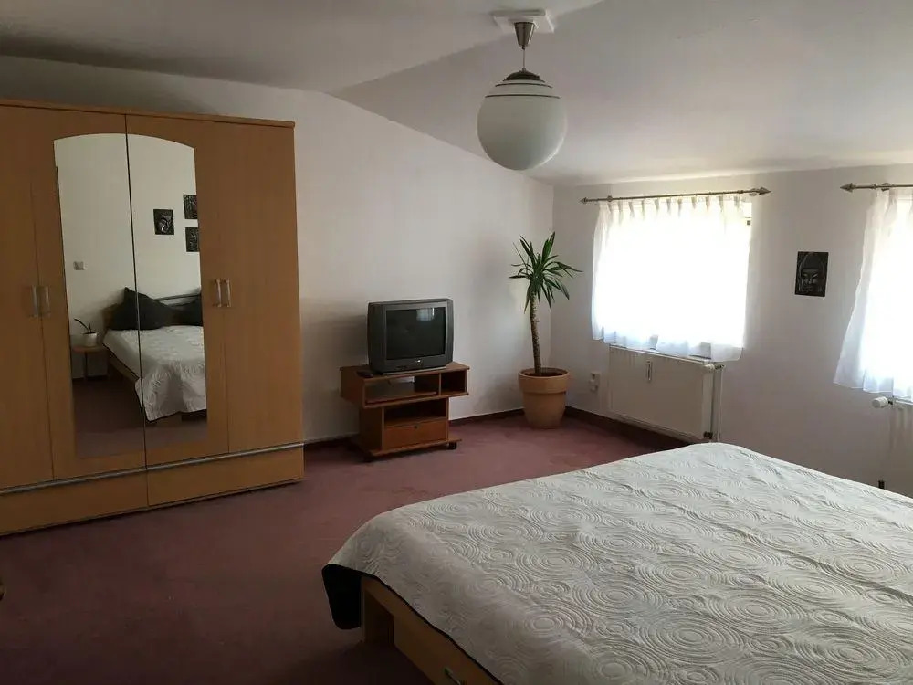 Idyllische Ferienwohnung mit Garten