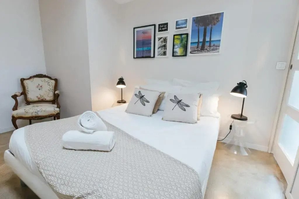 #16 The Heart of the Old Town Nice AC 5 mins walk to Promenade des Anglais
