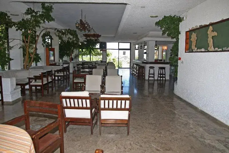 Kardamos Hotel