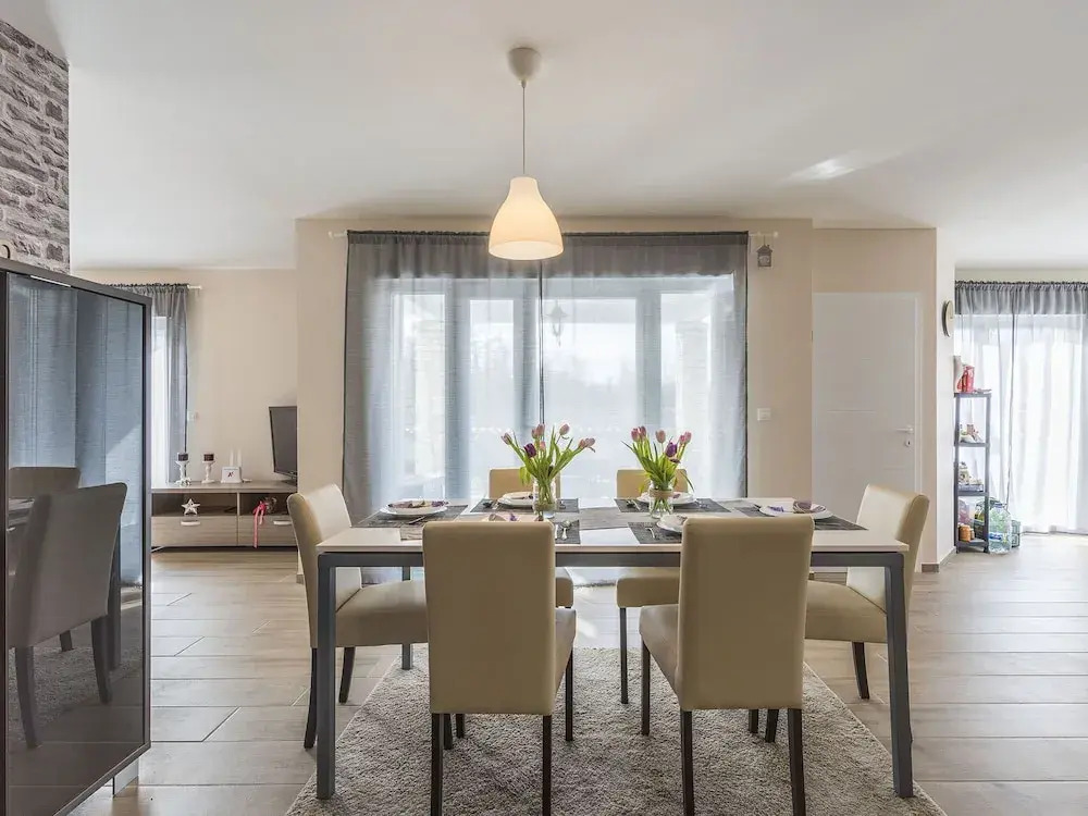 Charming Villa Frontera in Nova Vas With Private Pool for 7 People