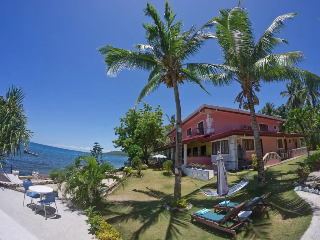 Las Flores Hotel