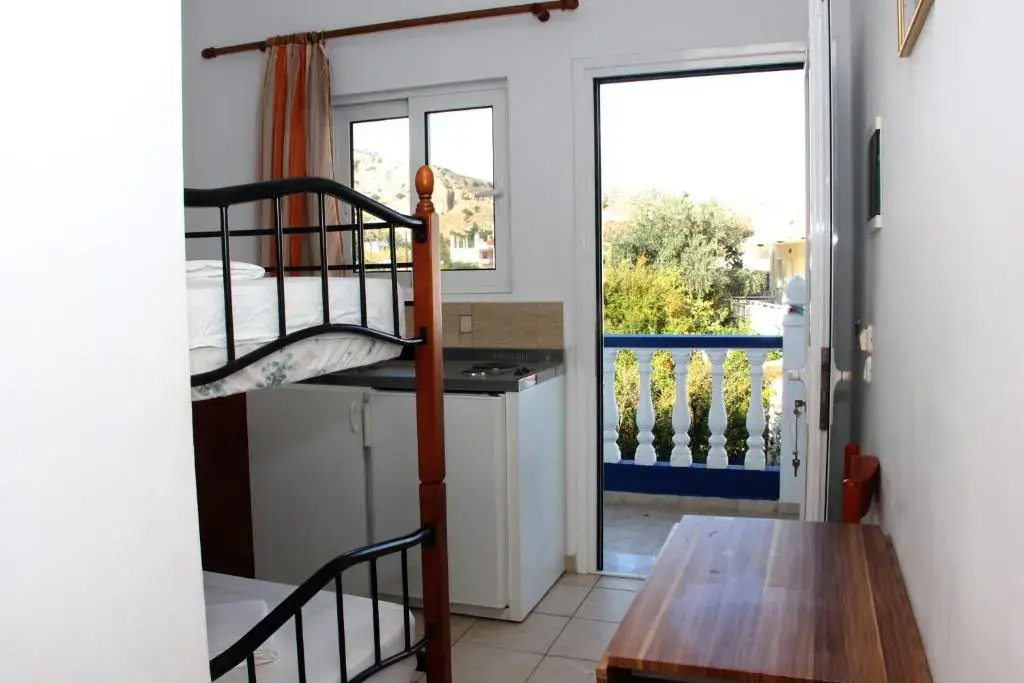 Nikos Studios Meltemi Family Suite Penthouse