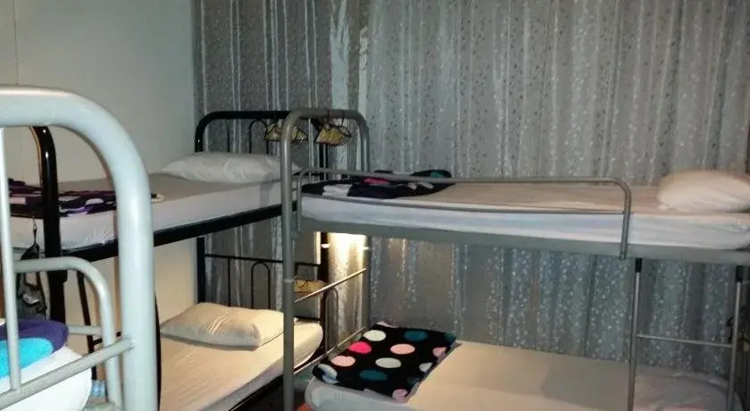 Jalan Jalan Emas Guest House