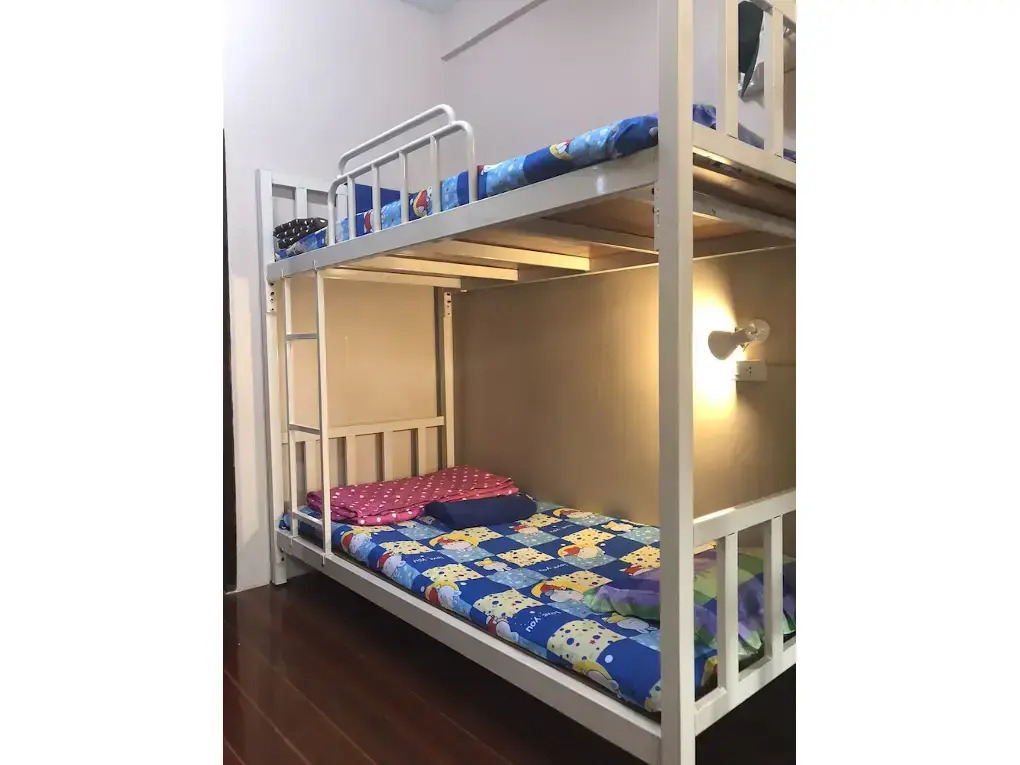 5 Minute Hostel