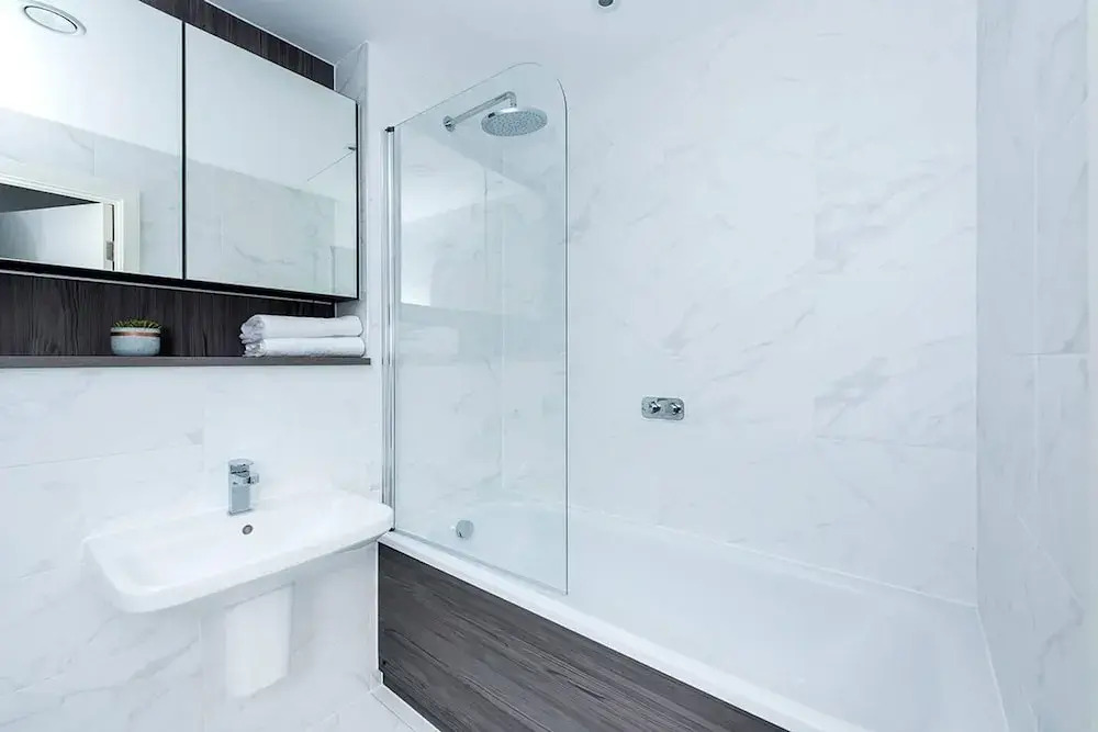 Stunning 2BR Manchester Apartment