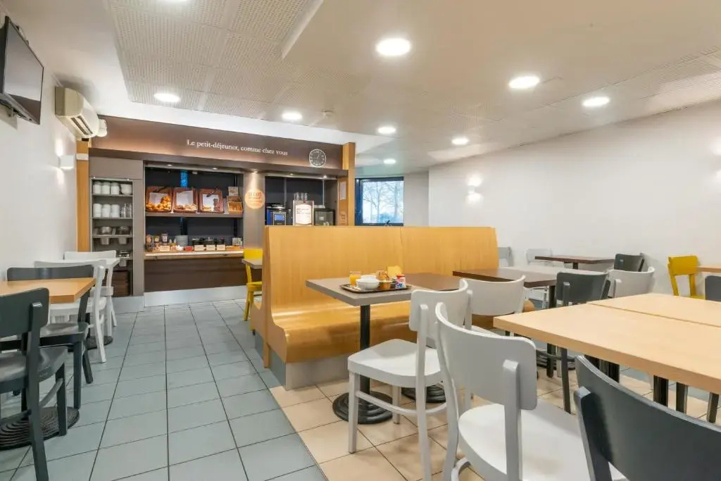 B&B HOTEL Cholet Sud