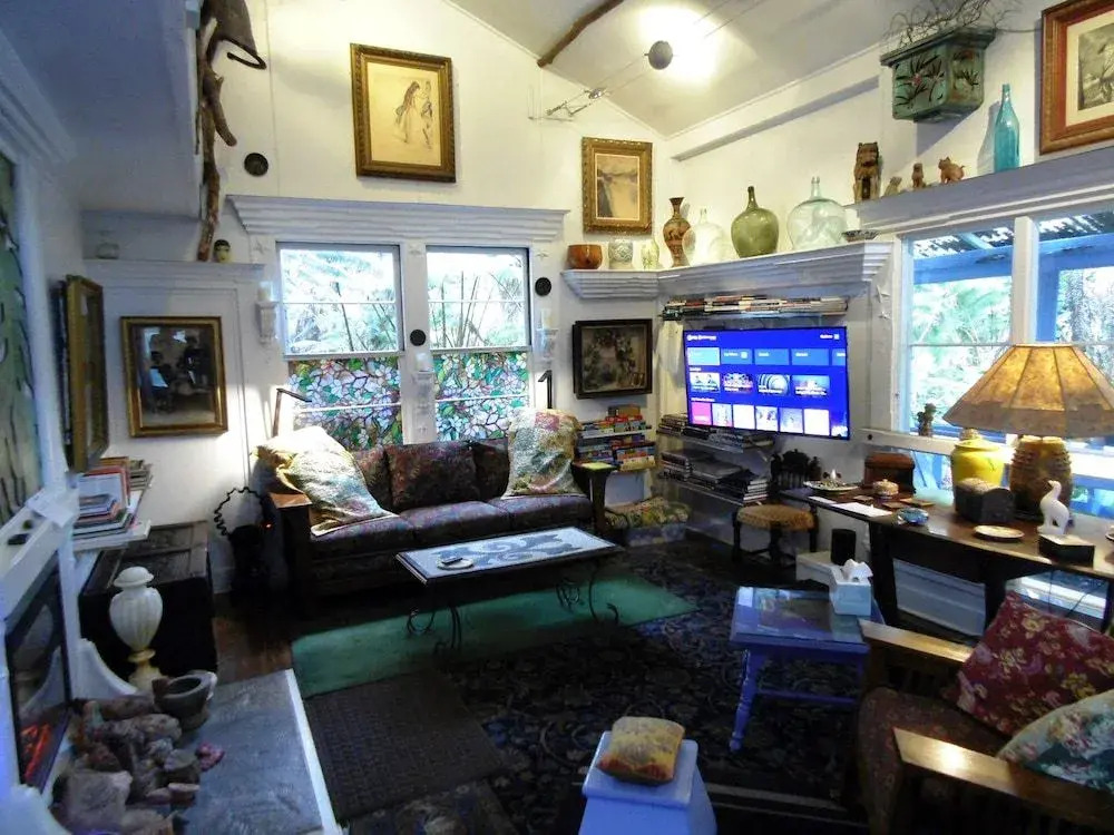 Volcano Cottage