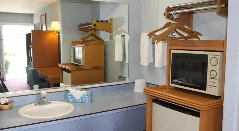 Economy Inn Watsonville