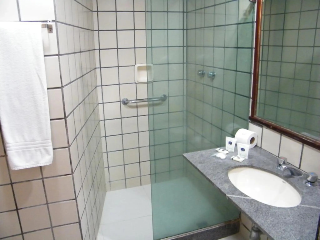 Littoral Hotel