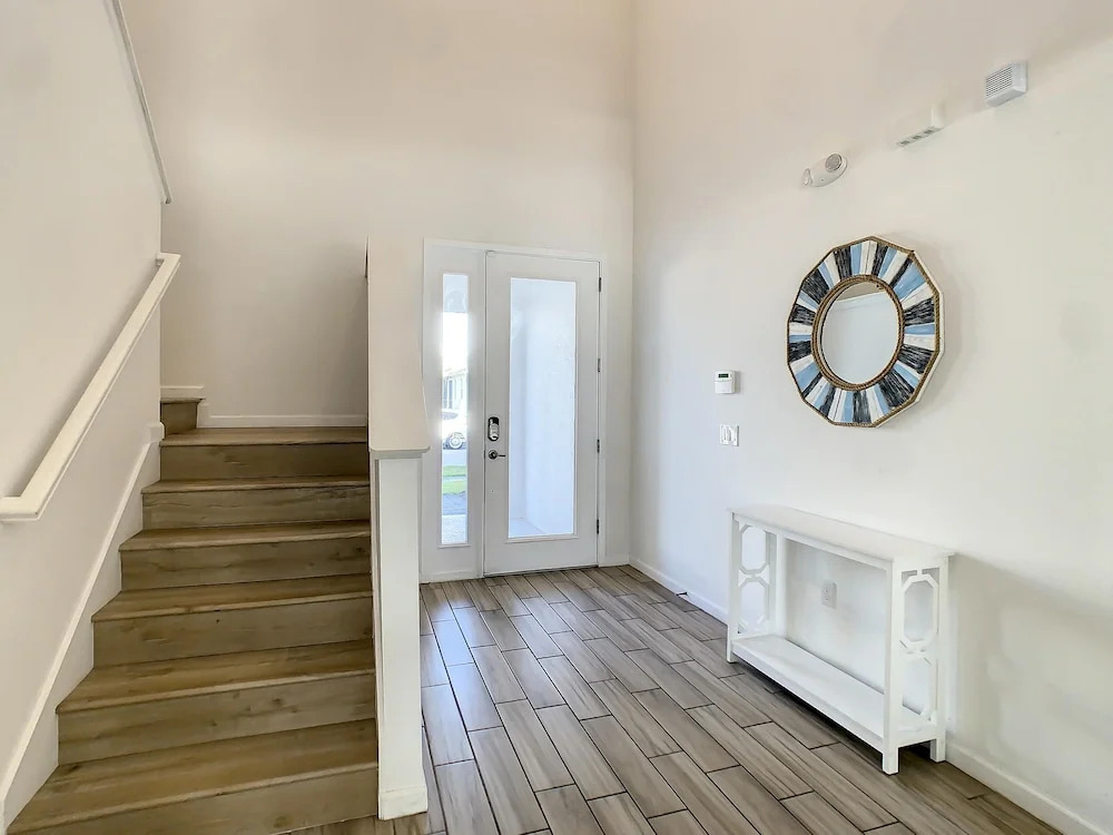 Sonoma Resort, Private Pool, and Much More!!