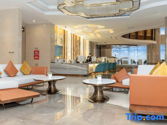 Gt Leston Hotel