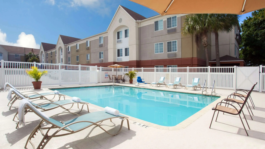 Sonesta Simply Suites Clearwater St Petersburg