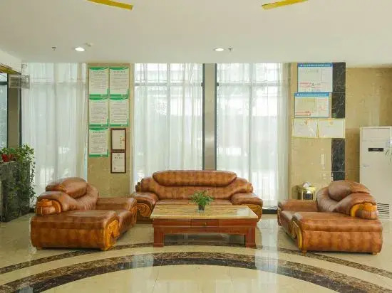 Yu County Yue Yue Business Hotel